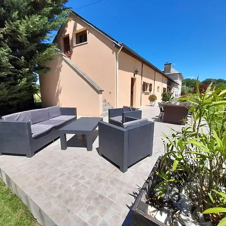 Gite A : Piscine Chauffee, Clim, Jardin Et Proche Futuroscope - Fr-1-541-90 Archigny